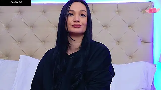 Snapshot of DaliyaArabian chatting on January 10, 6:49 pm DaliyaArabian online show from January 10, 6:49 pm