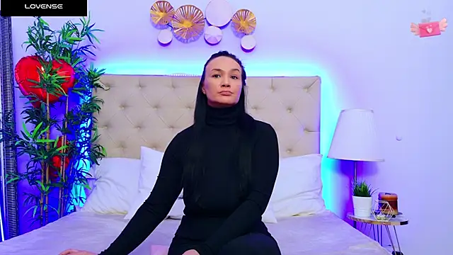 Snapshot of DaliyaArabian chatting on March 4, 1:06 pm DaliyaArabian online show from March 4, 1:06 pm