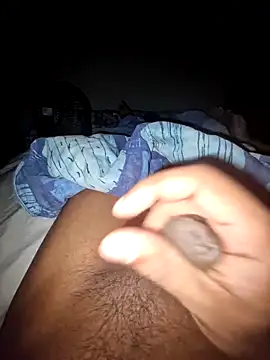 Snapshot of indianhunk2000 chatting on January 1, 9:52 pm indianhunk2000 online show from January 1, 9:52 pm