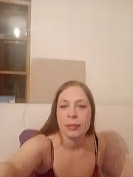 katiestevens online show from March 7, 9:17 pm