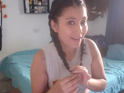 HannaKlein online show from February 17, 1:18 pm