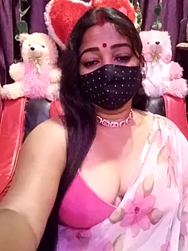 Snapshot of ella_mariya chatting on April 16, 9:39 pm ella mariya online show from April 16, 9:39 pm