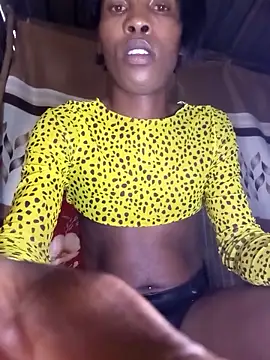 hoittytoittyxx online show from February 3, 3:06 pm