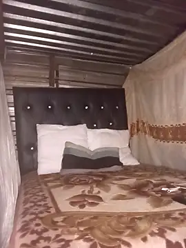 hoittytoittyxx online show from March 4, 6:58 pm