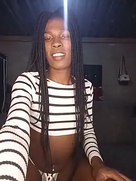 hoittytoittyxx online show from June 5, 6:57 pm
