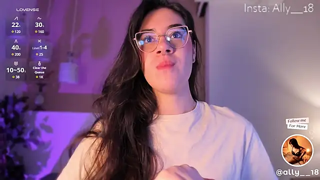 Snapshot of Ally_addams chatting on March 12, 3:46 am Ally addams online show from March 12, 3:46 am