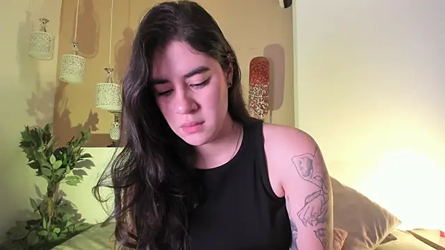 Snapshot of Ally_addams chatting on October 6, 3:48 am Ally addams online show from October 6, 3:48 am