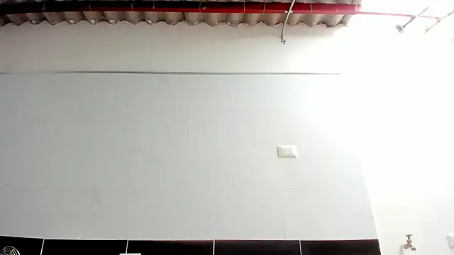 Elle Lee  online show from November 5, 4:51 pm