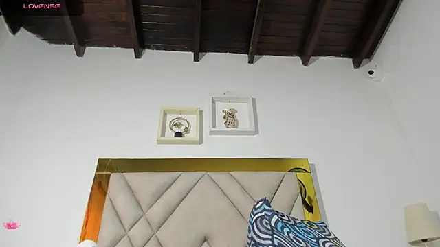 vahiolet fuentes online show from February 12, 7:13 pm