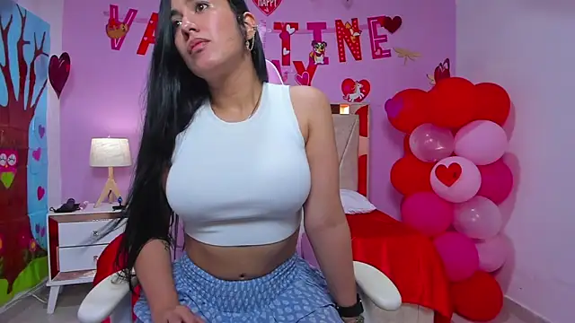 Snapshot of Miia_harper_ chatting on February 5, 1:00 pm Miia harper online show from February 5, 1:00 pm