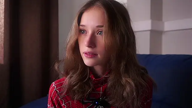 EdlinHargus online show from October 4, 2:09 am