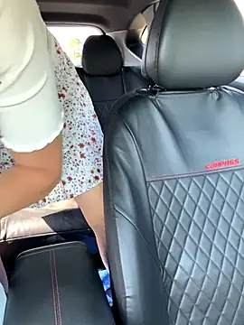 Snapshot of Cherry-red-xo chatting on September 19, 5:13 pm Cherry-red-xo online show from September 19, 5:13 pm