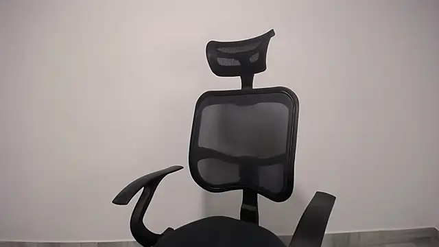 present the magic online show from February 9, 11:25 pm