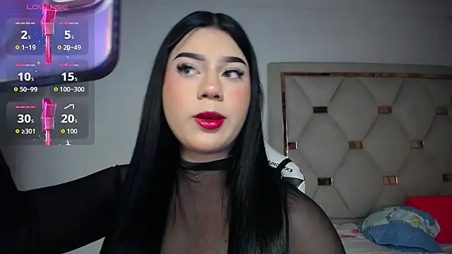 Snapshot of Ashley_piinkk_ chatting on June 5, 9:31 pm Ashley piinkk online show from June 5, 9:31 pm