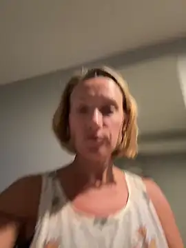 UmaTruewoman online show from April 14, 11:11 pm