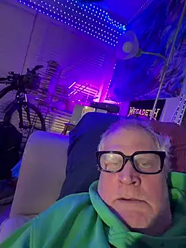 Snapshot of Mimmoromeo1973 chatting on February 3, 4:54 am Mimmoromeo1973 online show from February 3, 4:54 am