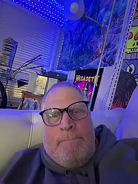 Mimmoromeo1973 online show from April 5, 3:58 am