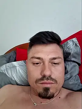 Snapshot of ionut_prince chatting on May 6, 3:50 pm ionut prince online show from May 6, 3:50 pm