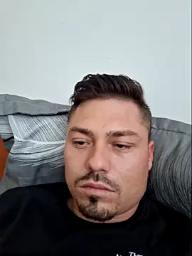 Snapshot of ionut_prince chatting on May 24, 3:28 pm ionut prince online show from May 24, 3:28 pm