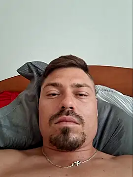 Snapshot of ionut_prince chatting on July 1, 8:16 am ionut prince online show from July 1, 8:16 am