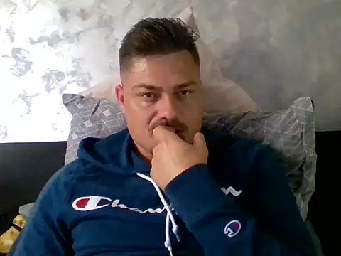 Snapshot of ionut_prince chatting on July 24, 11:30 am ionut prince online show from July 24, 11:30 am