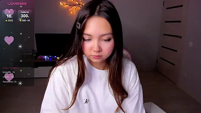 Snapshot of Fluffy_Rose chatting on September 28, 2:33 pm Fluffy Rose online show from September 28, 2:33 pm