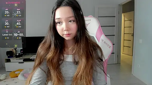 Fluffy Rose online show from May 31, 3:15 am