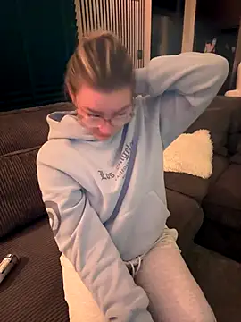 Snapshot of xX_HotCouple_Xx chatting on November 16, 6:46 pm xX HotCouple Xx online show from November 16, 6:46 pm