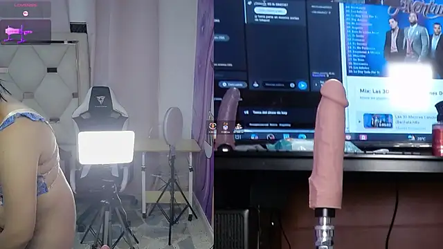 Snapshot of Tamaraa_wet chatting on September 26, 3:10 am Tamaraa wet online show from September 26, 3:10 am