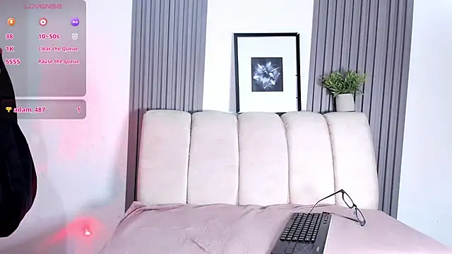 Kayla stern  online show from March 4, 6:47 pm