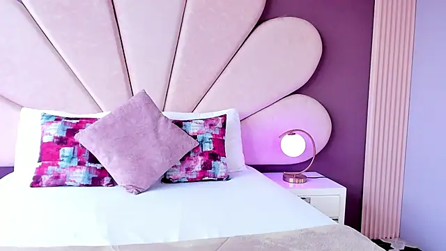 Susa1userma  online show from November 26, 7:26 pm