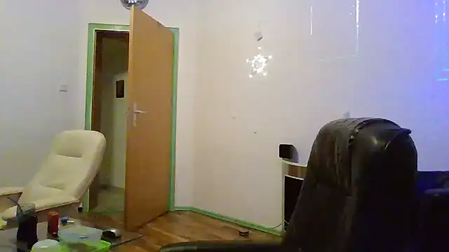 Snapshot of Minm666 chatting on December 25, 12:05 am Minm666 online show from December 25, 12:05 am