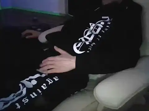 Snapshot of Minm666 chatting on January 9, 1:18 am Minm666 online show from January 9, 1:18 am