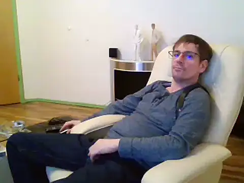 Snapshot of Minm666 chatting on January 15, 10:57 pm Minm666 online show from January 15, 10:57 pm