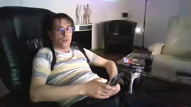 Snapshot of Minm666 chatting on February 1, 10:44 pm Minm666 online show from February 1, 10:44 pm