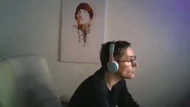 Snapshot of Minm666 chatting on April 5, 8:50 pm Minm666 online show from April 5, 8:50 pm