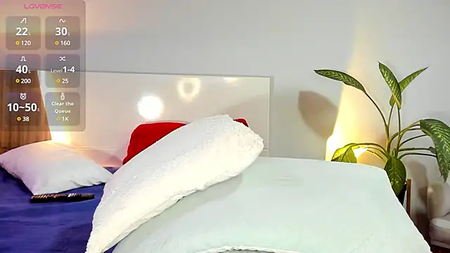 ClaraMariaMon online show from December 27, 9:22 pm