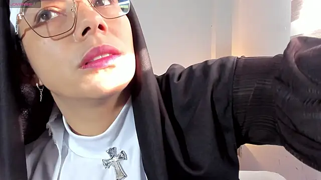 ClaraMariaMon online show from November 28, 1:03 pm