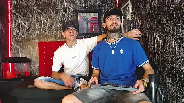 Brutal Sex Fucking online show from December 11, 9:01 pm