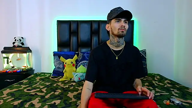 Brutal Sex Fucking online show from March 4, 7:53 pm