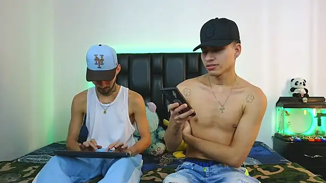 Brutal Sex Fucking online show from April 19, 2:44 am