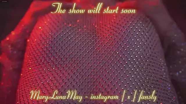 Snapshot of marylunamay chatting on December 6, 7:56 pm marylunamay online show from December 6, 7:56 pm