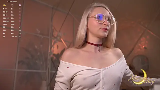 marylunamay online show from June 13, 4:10 am