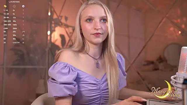 marylunamay online show from June 19, 5:23 am