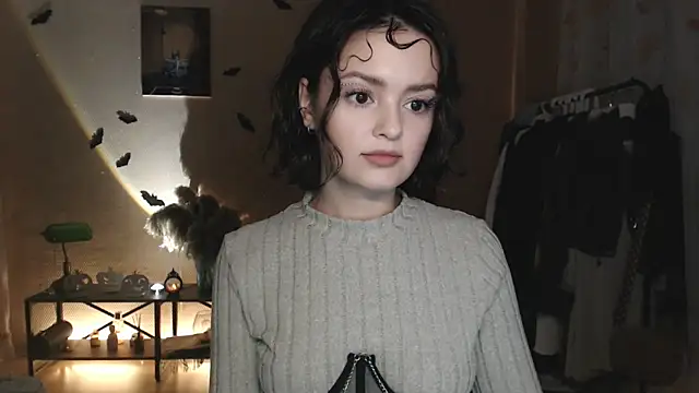 CuteRuby99 online show from October 31, 3:24 pm