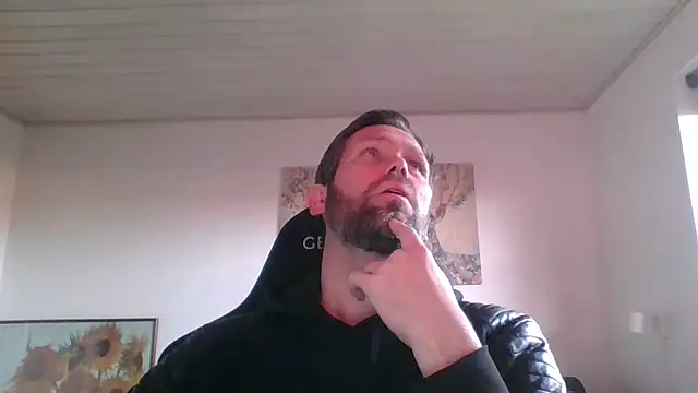 Gotta1 online show from February 26, 3:52 pm