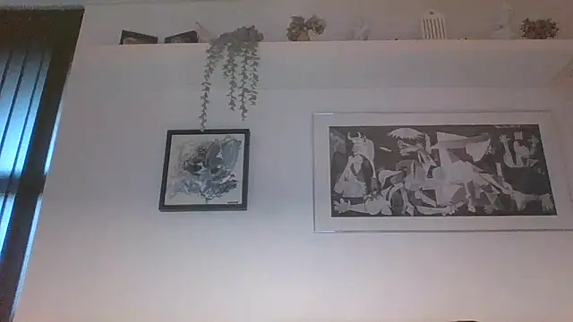 Snapshot of Gotta1 chatting on February 15, 7:51 am Gotta1 online show from February 15, 7:51 am