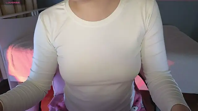 Snapshot of malady_ chatting on May 4, 4:47 pm malady online show from May 4, 4:47 pm