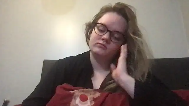 honeyyy24 online show from December 4, 3:43 pm