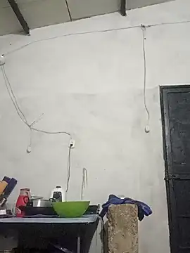 travieso2893 online show from November 25, 3:06 am